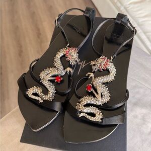 Extremely RARE, Vintage, Giuseppe Zanotti Dragon Flats 8.5